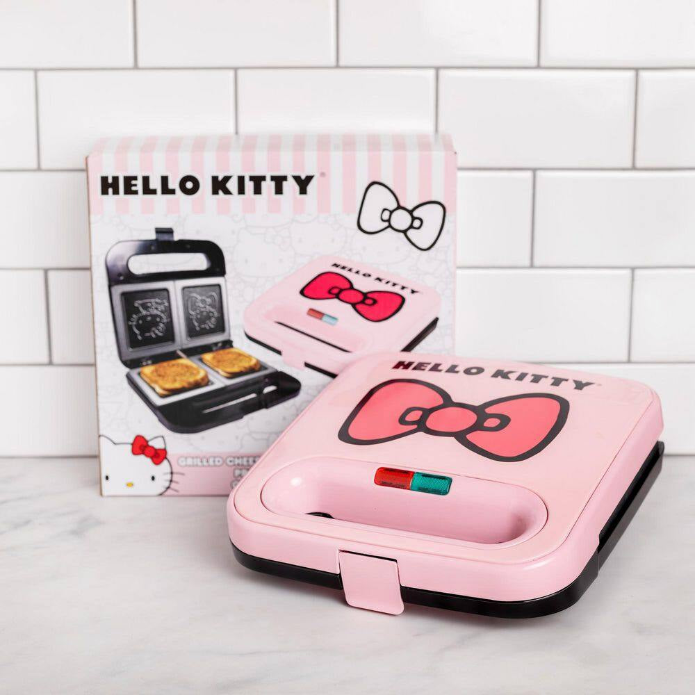Hello Kitty 900W Pink Sandwich Maker