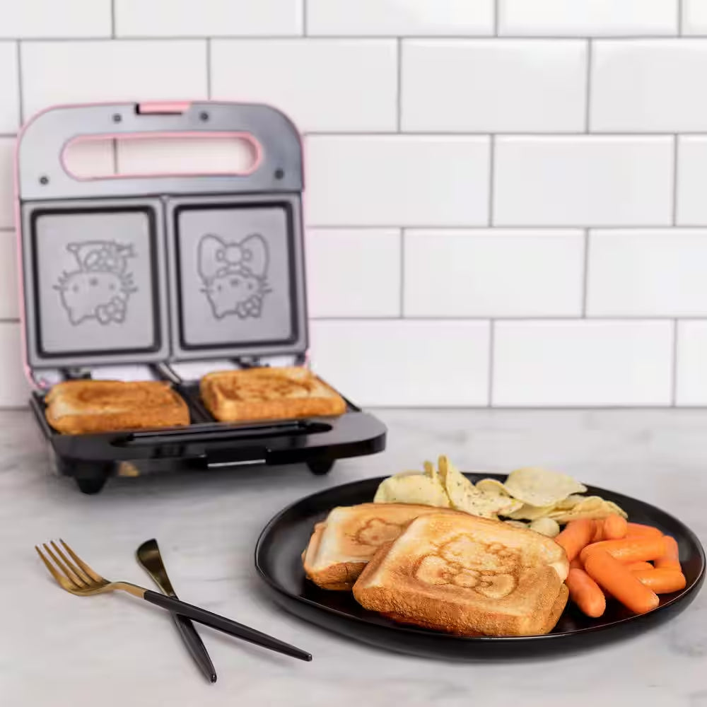Hello Kitty 900W Pink Sandwich Maker